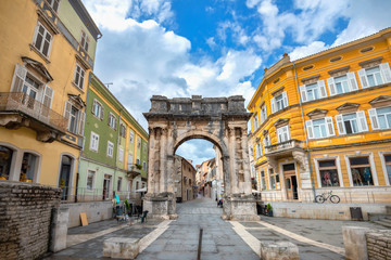Roman triumphal arch (Arch of the Sergii) in Pula. Croatia
