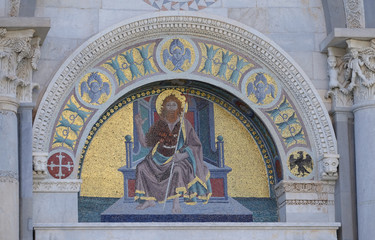 Obraz premium Colourful mosaic by Giuseppe Modena da Lucca, of the John the Baptist, lunette above right door of Cathedral in Pisa, Italy