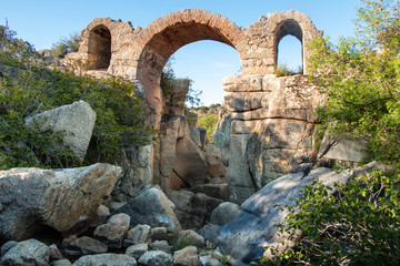 Fototapeta na wymiar Puente romano La Canasta