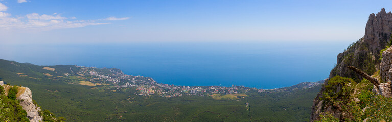 Fototapeta na wymiar panoramic view from the mountain on the coast of the Black Sea