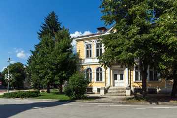 Obraz premium Center of town of Vratsa, Bulgaria