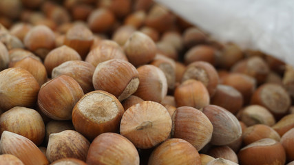 shelled nuts, large amounts of shelled nuts,