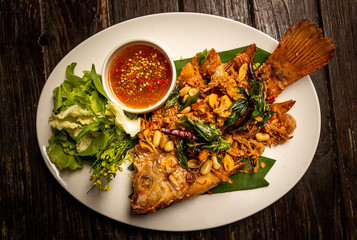 Crispy rings in the green plate.