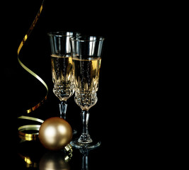 Two glasses of champagne