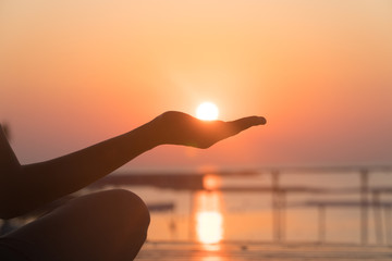  girl do yoga at sunrise