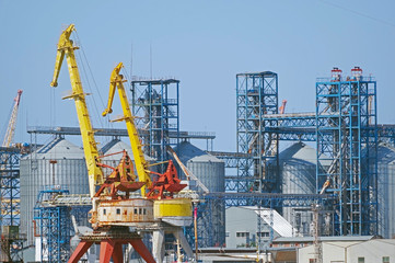 Grain terminal - transshipment complex
