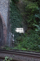 Prinzentunnel an der Eisenbahnbrücke Doppelstockbrücke Alf-Bullay