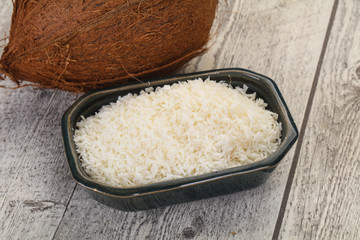 Coconut shredded chip with nut