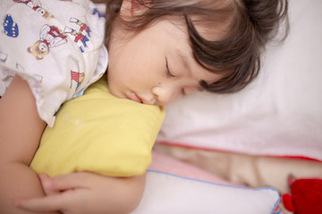 asian little girl sleeping