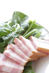 prepared bacon and spinach