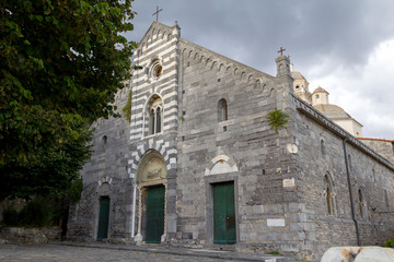 Fototapeta na wymiar Chiesa di San Lorenzo - Portovenere, Liguria