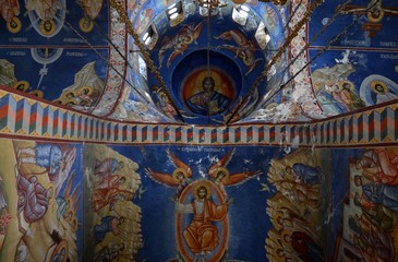Fototapeta na wymiar interior of the Serbian Orthodox Church
