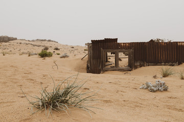 old house in the desert