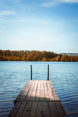 Obraz premium wooden jetty on the lake