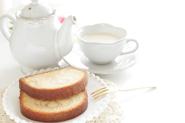 Marble pound cake on dish with copy space