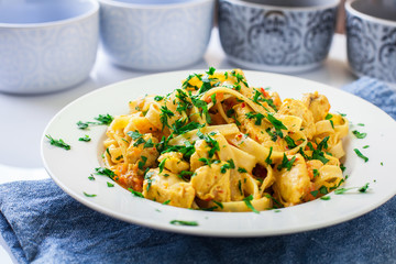 Chicken curry noodles