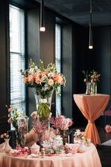beautiful wedding design, chic restaurant, catering at a restaurant