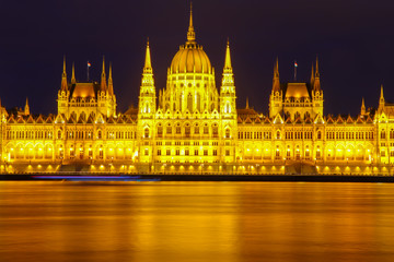 Fototapeta premium Sehenswürdigkeiten in Budapest/Ungarn