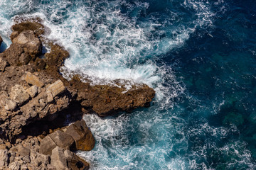 Aussicht auf den Küstenstreifen im Norden von Mallorca vom Aussichtspunkt Torre des Verger zwischen Bayalbufar und Andratx