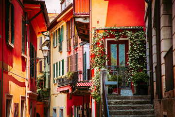 Fototapeta na wymiar Colorful italian architecture in Bellagio town, Lombardy region, Italy