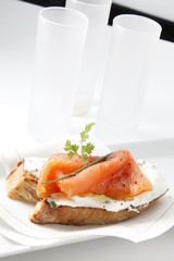 pincho aperitivo salmón y queso
