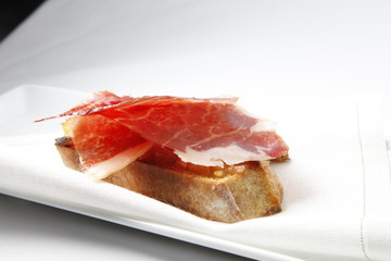 pincho de jamón ibérico 