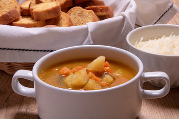  vegetable soup, potato and carrot