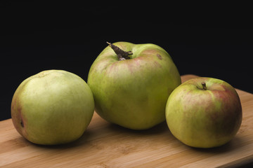Ripe apples. Green ripe apple. Juicy green apples. Pear.