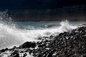 Plage volcanique