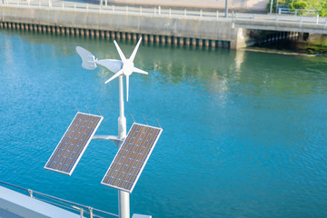 静岡県沼津市沼津港　風速計　太陽光発電