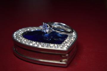 Diamond wedding ring Luxurious, elegant for those with taste