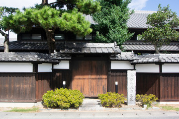 Old house on old Tokaido road near Tenryu river in Hamamatsu city