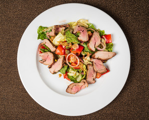 salad with beef and vegetables