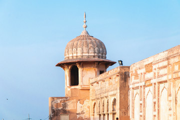 Obraz premium Wall and dome of the Royal fort Lahore 