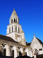 Eglise romane Notre Dame la grande à Poitiers Vienne France