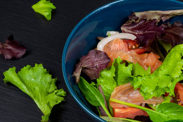 Leaf vegetable salad with smoked