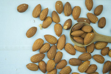 Almond seeds is the seed which has the highest protein organic food