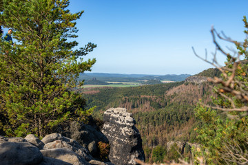 Fototapeta na wymiar Sächsische Schweiz 2019 Wandern Herbst Tschechien Panorama