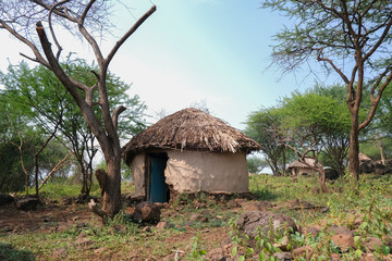 tipica casa di fango in Kenya 