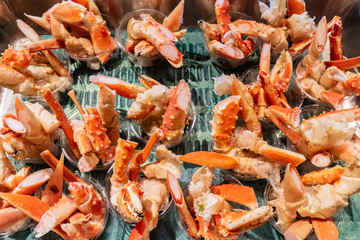 Seafood on ice, Seafood buffet line