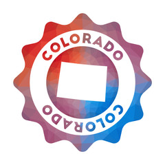 Colorado low poly logo. Colorful gradient travel logo of the us state in geometric style. Multicolored polygonal Colorado rounded sign with map for your infographics.