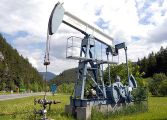 Ölförderanlage