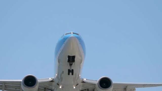 Plane landing overhead