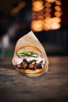 Holy Smoke BBQ i Br&auml;cke utanf&ouml;r H&ouml;gan&auml;s.