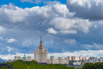 Russia. Moscow. Park Zaryadye. View of the Kotelnetskaya embankment. View of Moscow from a quadcopter. Rest in the Zaryadye park. Parks of the capital. Moscow buildings. Express to Russia.