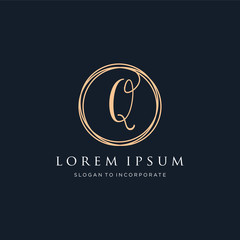 Fototapeta premium Letter Q Logo, handwriting template , circle concept - Vector