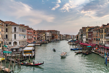 Fototapeta na wymiar Venice Canal from the Rialto Bridge
