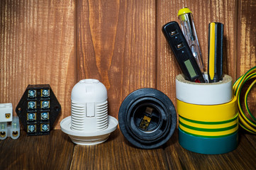 Tools and accessories used in electrical installations