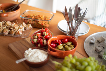 Leckeres Fingerfood, idealer Hintergrund für Ihre Einladung