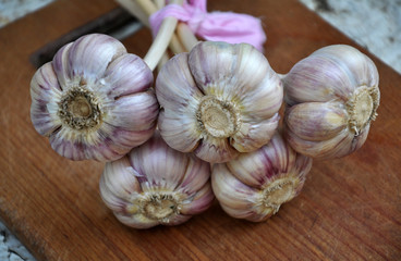 Linked crop of garlic heads